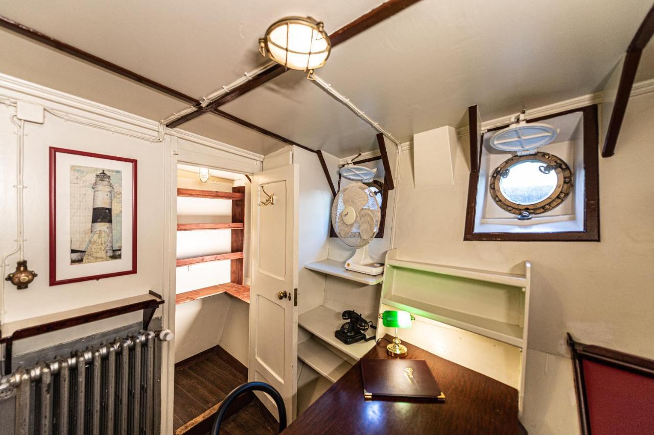 Feuerschiff Отель Гамбург